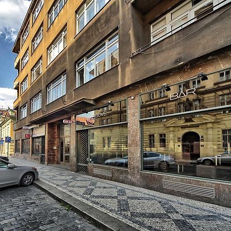 Apartments Vorsilska Прага Экстерьер фото