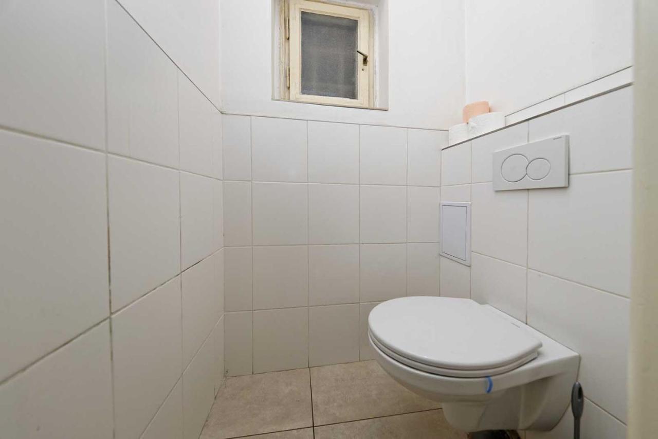 Apartments Vorsilska Прага Экстерьер фото