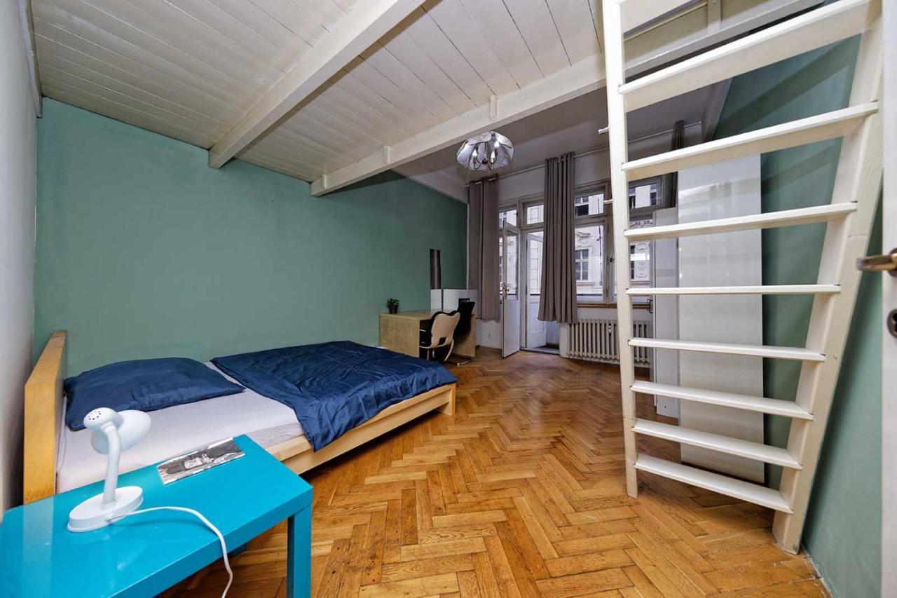 Apartments Vorsilska Прага Экстерьер фото