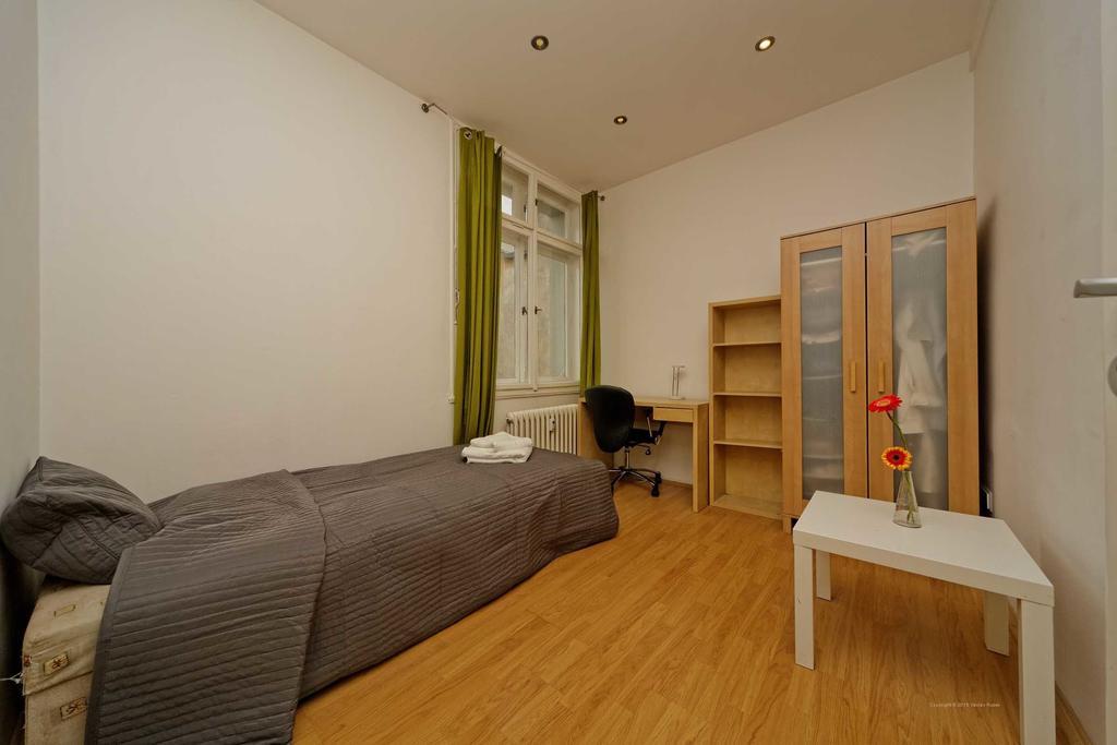 Apartments Vorsilska Прага Номер фото