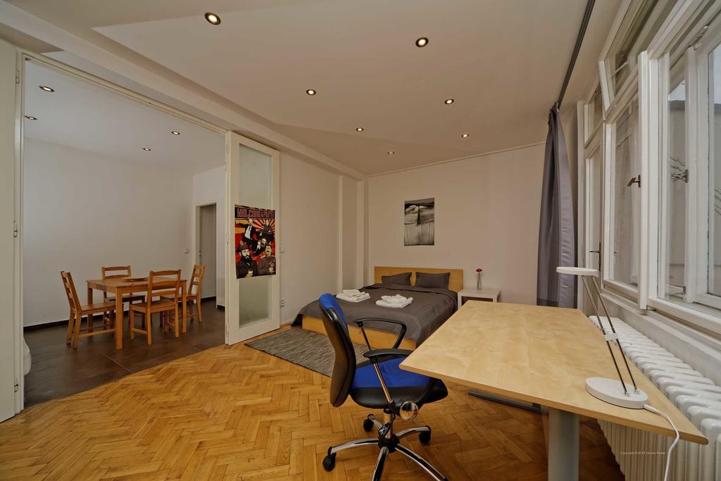 Apartments Vorsilska Прага Номер фото