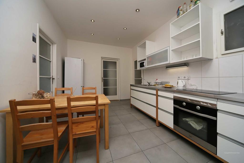 Apartments Vorsilska Прага Номер фото